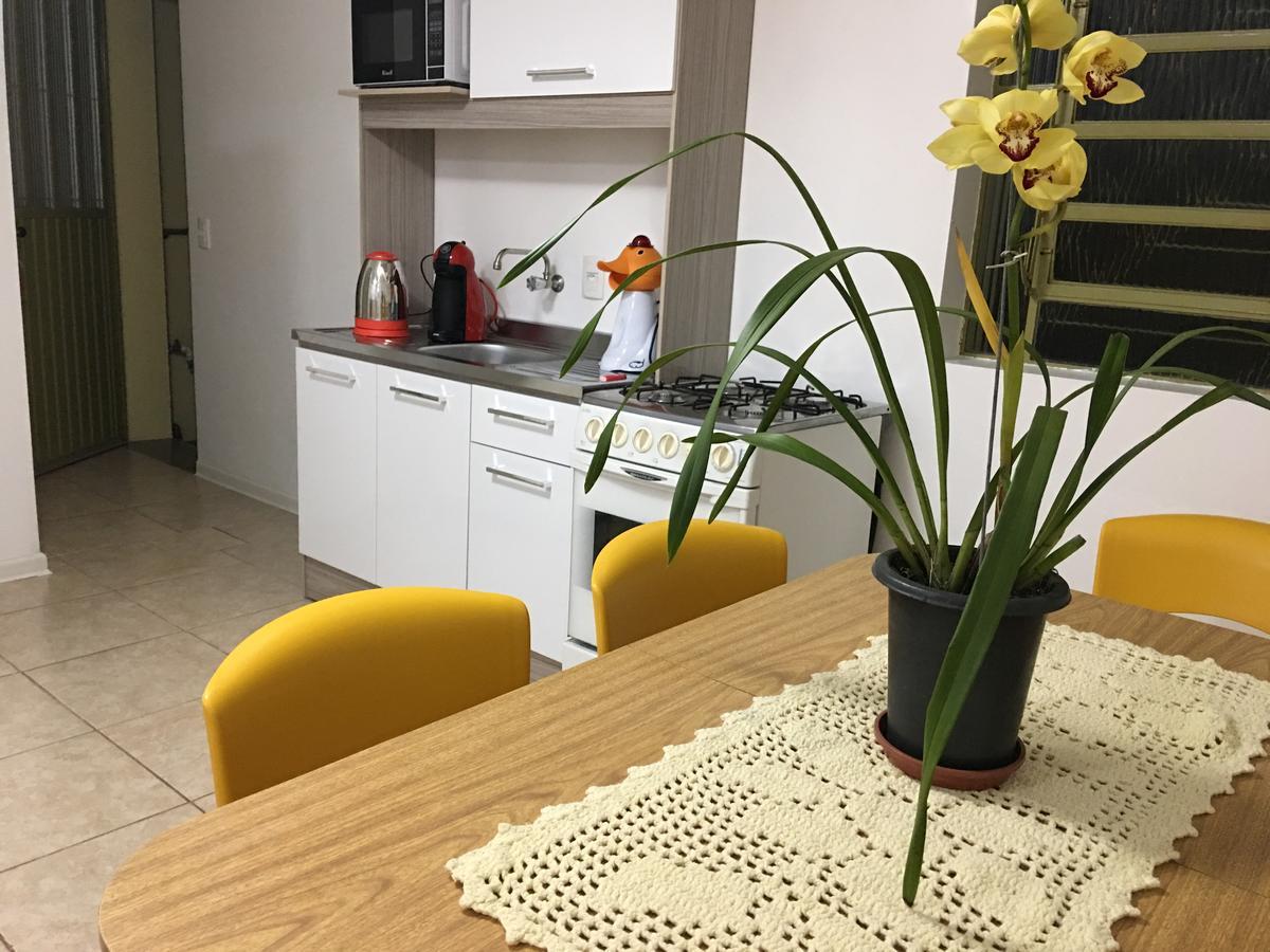 Confortavel Residencia Em Карлус-Барбоза Экстерьер фото